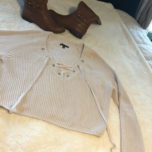 Kendal & Kylie women’s sweater